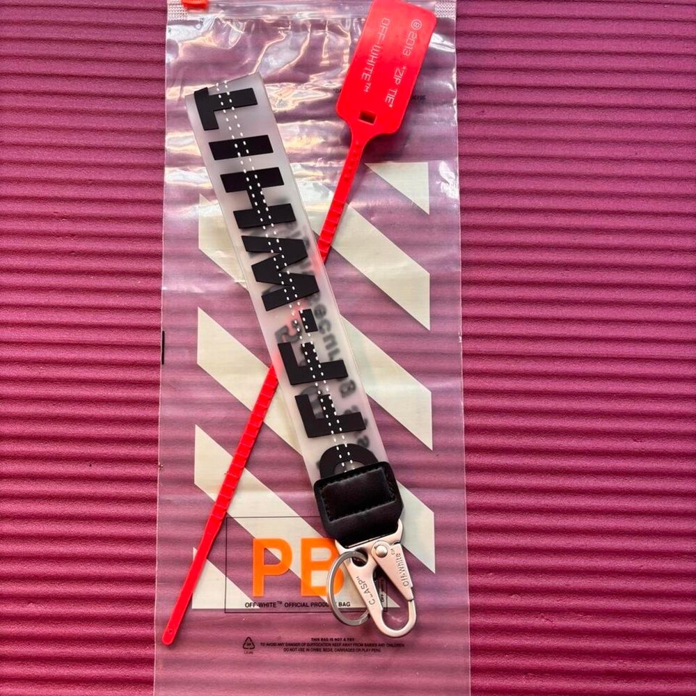 🐺 Black (Clear, Black Leather, Silver clip) | Off-White | Keychain
